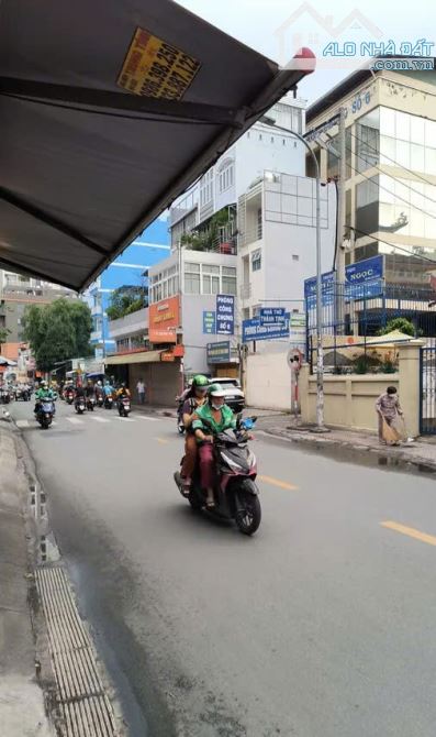 Bán nhà mặt tiền Nguyễn Văn Đậu, P6, Bình Thạnh – Đang cho thuê 28 triệu/tháng chỉ 12,4 t - 1