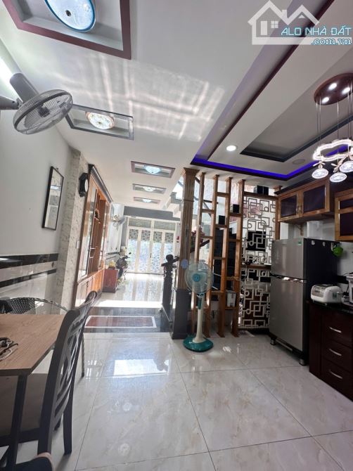 Nhà bán, 4m x 14m, đường 10m, 4 tầng  Thạnh xuân 22, giá 5.5 tỷ - 12
