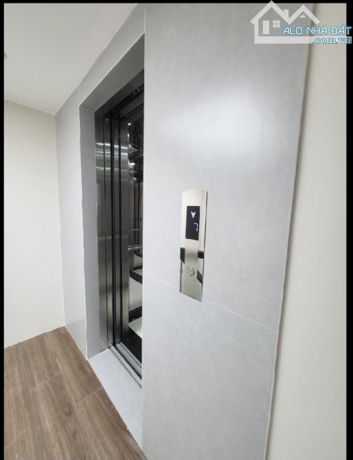 13.x tỷ/ 42 m2 /7  tầng/ 4.8 M tiền / Gara Ô tô/ 1 Nhà Ra phố - 13
