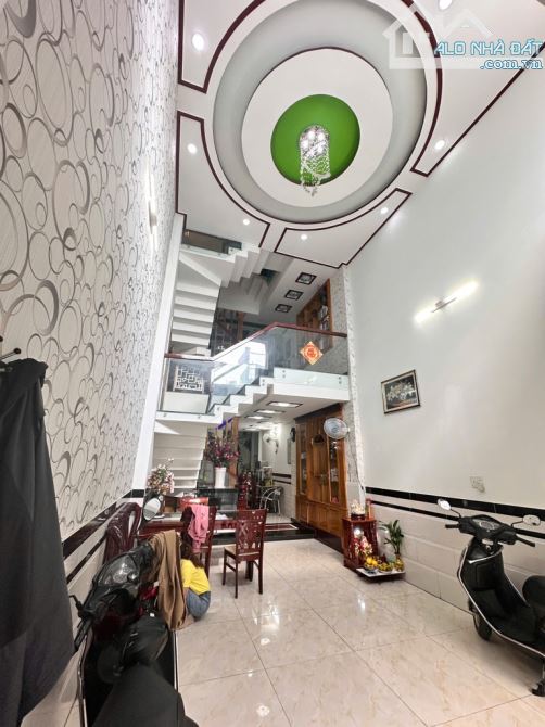 Nhà bán, 4m x 14m, đường 10m, 4 tầng  Thạnh xuân 22, giá 5.5 tỷ - 13