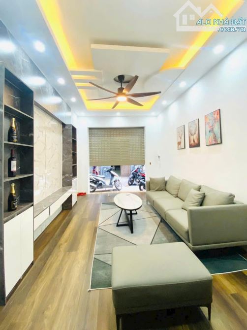 Nhà đẹp Tây Mỗ 5 Tầng, 3 ngủ, 4 wc, đầy đủ nội thất, sân để xe, ô tô đỗ giá 5.2 tỷ - 1