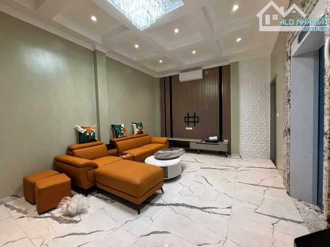 Nhà mới ngõ phố Khâm thiên - 11.8 tỷ - 2