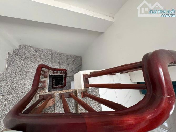 Bán nhà Dương Nội_Nhà dân xây đẹp_Gần chợ_Gần trường_Mặt tiền rộng_41m²x5T_7 tỷ 35 - 2