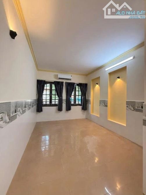 Nhà bán: đường Nguyễn Thái Bình. Q Tân Bình. DTSD 30m2. 5 tầng, giá 10,8 tỷ - 2