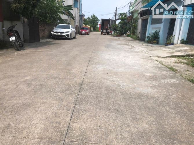 ĐẤT ĐẸP TRỤC KINH DOANH QUẢNG HỘI QUANG TIẾN SÓC SƠN DIỆN TÍCH 75M2 TÀI CHÍNH 4 TỶ - 2