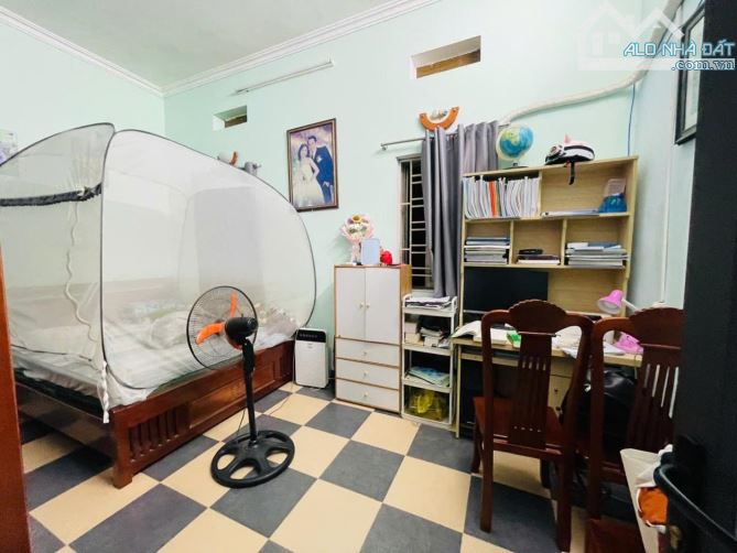 Bán Nhà Trung Văn Hàng Xóm Việt Kiều Châu Âu, Oto Tránh, 13 Tỷ 5 - 2