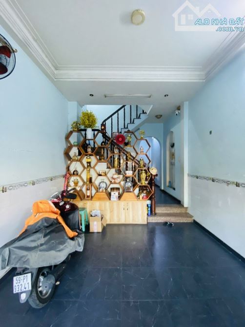 Bán nhà mặt tiền 4 tầng DTSD 148m2, Nguyễn Thái Bình, Phường 4, Tân Bình ,giá 14.x tỷ - 2