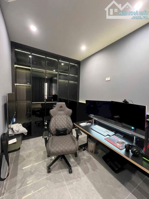 Siêu phẩm Ngọc Thuỵ, Long Biên- Nhà rộng, nội thất đẹp, gần cầu Long Biên- Chẵn 6 tỷ - 2