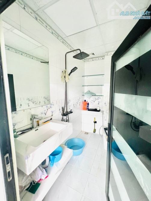 Bán Căn Hộ Tập Thể Tầng 2 – Khu Vĩnh Hồ, Đống Đa – 68m² Thực Tế – Giá 3.5 Tỷ - 2