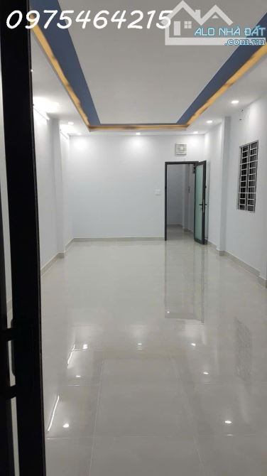 Bán nhà phố Tây Bùi Viện – trung tâm Quận 1, hợp đồng thuê cao, lợi nhuận ổn định - 2