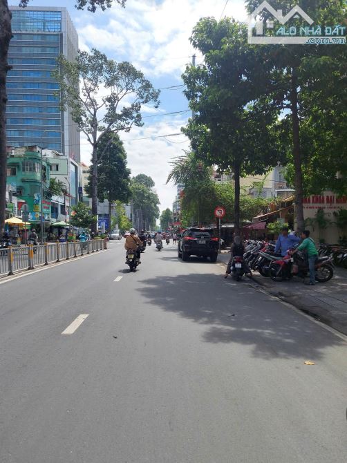 CHO THUÊ NHÀ VỊ TRÍ SIÊU ĐẸP - MT NGUYỄN THỊ MINH KHAI Q3 5.5*20M GIÁ CHỈ 60TR/THÁNG - 2