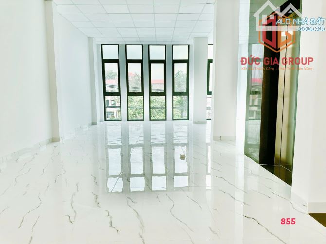 Cho thuê toà nhà mặt tiền đường Đồng Khởi dtsd 500m2 - 2