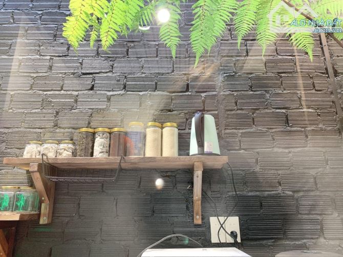 Nhà đẹp Đặng Thái Thân, P3, Đà Lạt, giá chỉ 5 tỷ, 105m2, 6PN, 7WC, full nội thất, mặt tiền - 2