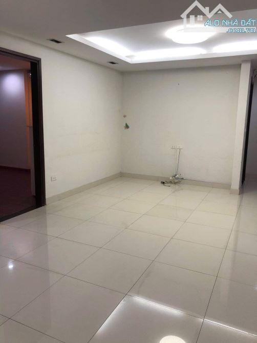 Gấp! Cho thuê căn hộ  Golden Land 275 Nguyễn Trãi 100m2, 2 ngủ, 2 wc giá 13 triệu/th - 2
