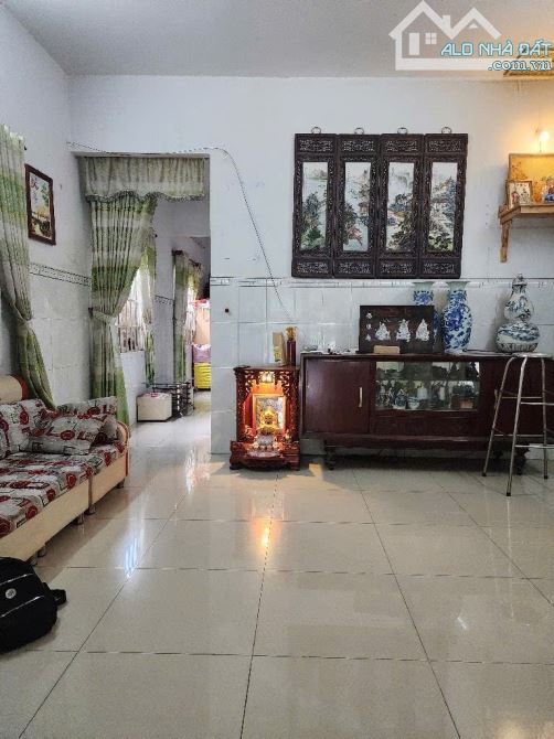 Bán nhà Cấp 4  mặt tiền đường VÕ THỊ THỪA , phường APĐ, Q12, dt 192m²(4,8x40).Đường 12m. - 2