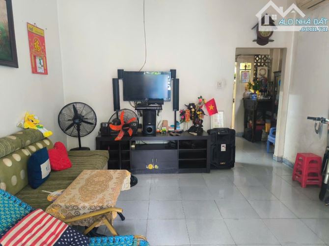 CĂN GÓC, HẺM THÔNG,NGANG KHỦNG 5.8M, NGAY NGÃ TƯ THỦ ĐỨC, HIỆP PHÚ, NHỈNH 4TỶ - 2