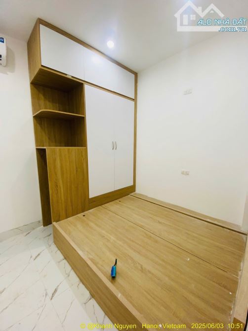 CĂN HỘ DỊCH VỤ 51M 7  TẦNG  THANG MÁY NGÕ BA GÁC CHẠY VÙ VÙ GẦN PHỐ - 9 PHÒNG KHÉP KÍN 10 - 2