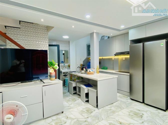Bán nhà Gò Vâp, hẻm xe hơi Thống Nhất, P16, nhà mới đẹp, 5x10m , 3 lầu ST,  6,39 tỷ - 2