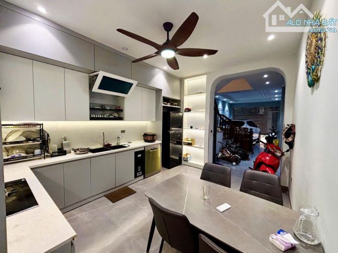 BÁN NHÀ LÝ SƠN – GARA Ô TÔ – NỞ HẬU - Ở NGAY – 48M2 CHỈ 12,9 TỶ - 2