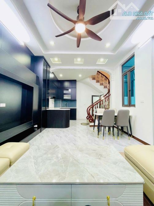 NHÀ XÃ ĐÀN - 50M RA MẶT PHỐ XÃ ĐÀN - NHÀ MƠI DT 34m2 5 tầng mt 5m Giá 8.25 tỷ - 2