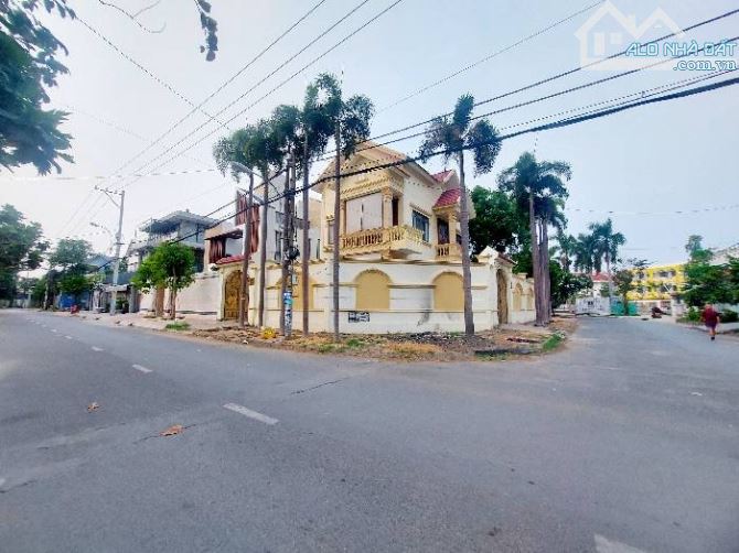 BÁN BIỆT THỰ KHU NAM LONG 2MT PHƯỜNG THẠNH XUÂN QUẬN 12- DT 288m2 (15x20) chỉ 25 tỷ💰 - 2