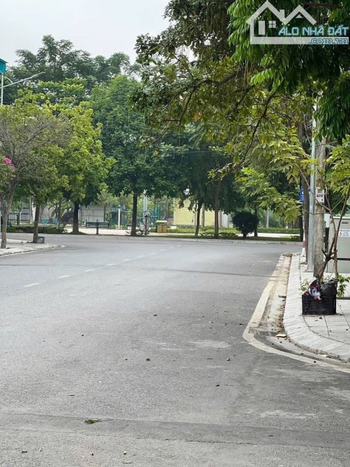 🔥🔥BÁN GẤP LÔ ĐẤT PHÂN LÔ NHÀ NƯỚC KDC TỈNH UỶ 95M MT5M SÁT CÔNG VIÊN-TRƯỜNG HỌC 3,4 tỷ. - 2