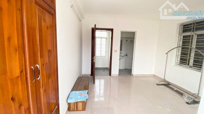 Bán nhà 3 tầng tại Sở Dầu, Hồng Bàng 45m2 chỉ 2,1tỷ. - 2