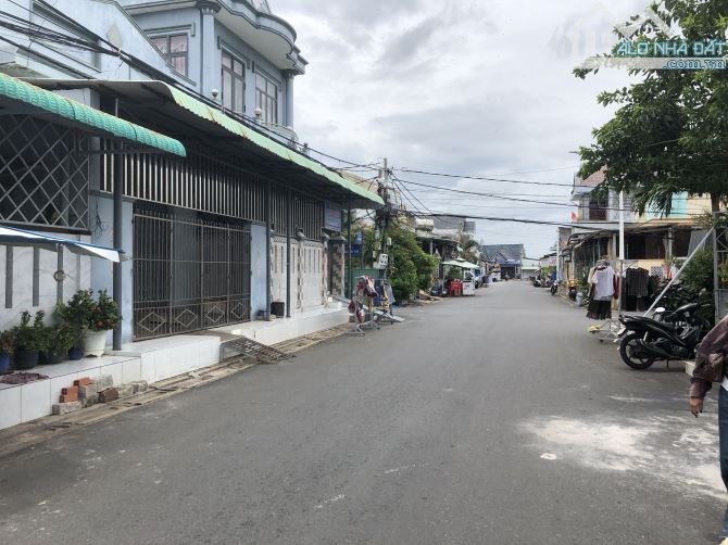 HƯỚNG ĐÔNG NAM TDC BIỂN PHƯỚC HẢI-CÁCH BIỂN 100m Dt: 83m2-ngang 6mx14m-full thổ cư,giá 4ty - 2