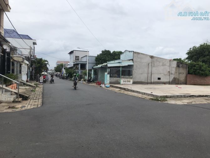 Góc 2 mặt tiền LẠC LONG QUÂN-TRẦN QUỐC TOẢN-tt PHƯỚC HẢI Dt:230m2-ngang 12x18m-giá 11tyxx - 2