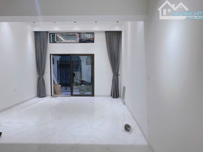 HÀNG HIẾM : HÀO NAM-ĐỐNG ĐA-NHÀ DÂN XÂY-DT 69M2-MT VIP 5.3M-GIÁ 15.58 TỶ - 2