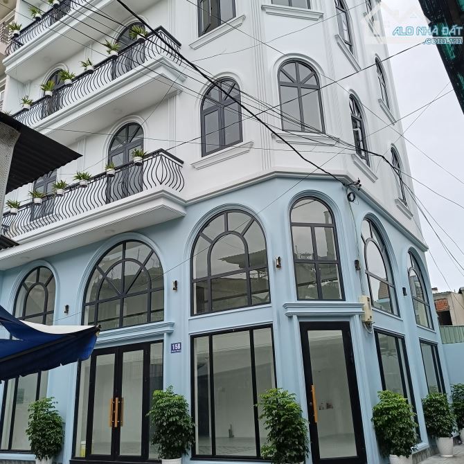 Tòa nhà văn phòng, Lô góc, 5 tầng, tọa lạc ngay TT Trung Chánh, Hóc Môn. Phù hợp văn phòng - 2