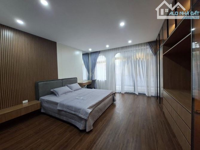 Kim Ngưu- Nhà dân- Siêu đẹp- Ô tô đỗ cửa- gần phố- Full nội thất- 45m2- 4 tầng- Nhỉnh 10ty - 2