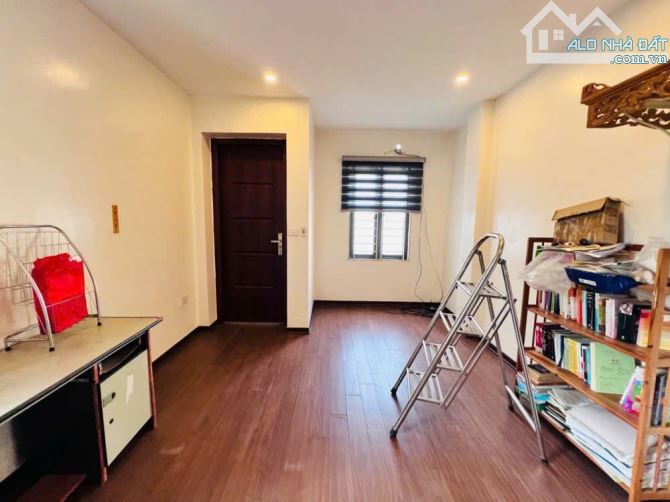 CHÍNH CHỦ BÁN NHÀ TẶNG FULL NỘI THẤT CHỦ NHÀ LÀM ĂN CÓ LỘC CHUYỂN RA MẶT PHỐ –CHỈ 7,5 TỈ - 3