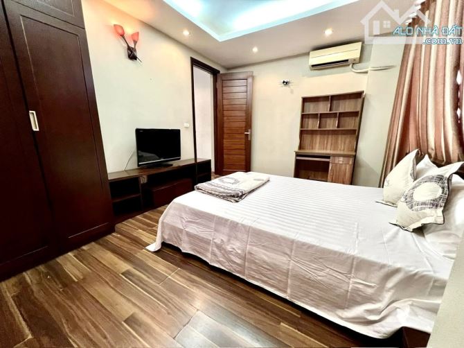 Bán Tòa  APARTMENT Xuân Diệu lô góc thang máy, Dt 75m2, mt 14m, ô tô đỗ cửa. - 3