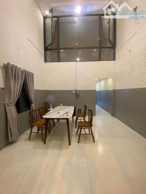 CẦN BÁN NHANH NHÀ GÓC 2 MẶT TIỀN LƯU QUANG THUẬN - CÁCH BIỂN 350M - GIÁ 8,X TỶ - 3