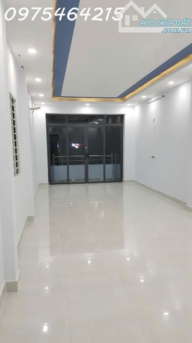 Bán nhà phố Tây Bùi Viện – trung tâm Quận 1, hợp đồng thuê cao, lợi nhuận ổn định - 3