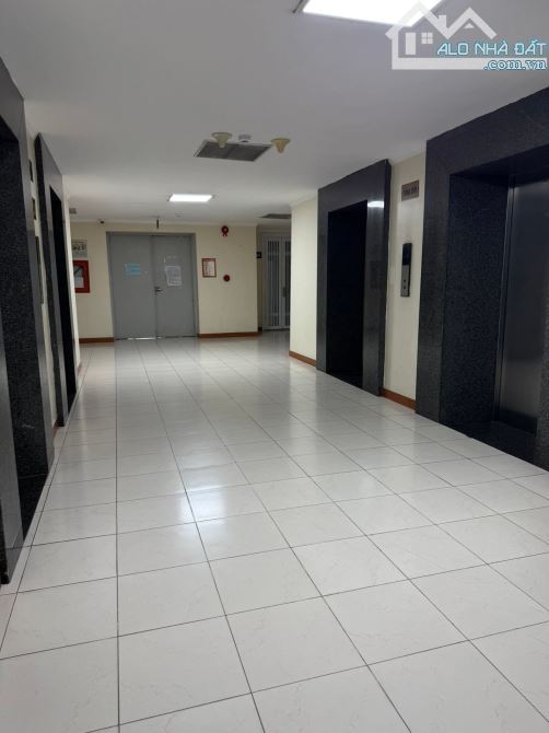 CĂN HỘ CAO CẤP 3 NGỦ LÔ GÓC ĐẸP NHẤT CHUNG CƯ 101 LÁNG HẠ ĐỐNG ĐA 170m 13 TỶ - 2