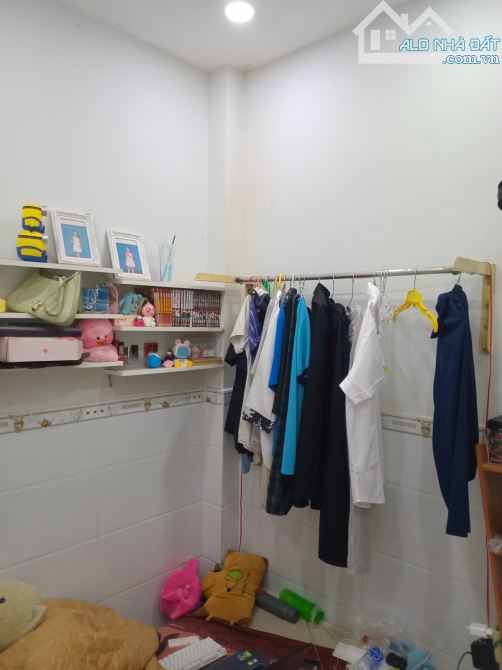 Bán gấp nhà 31m2. 3 tầng Lê Trọng Tấn . Tây Thạnh. Tân phú. 4T TL - 3