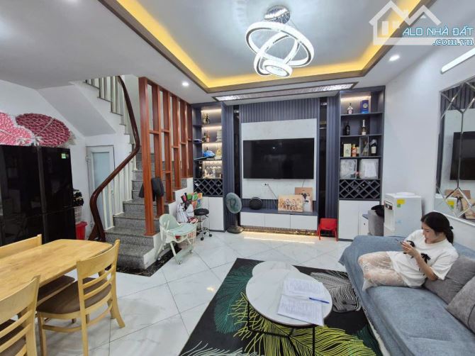 BÁN NHÀ KHU VỰC ĐỀN LỪ, Ô TÔ ĐỖ CỔNG, FULL NỘI THẤT Ở LUÔN, GIÁ CHỈ 7,3 TỶ - 3