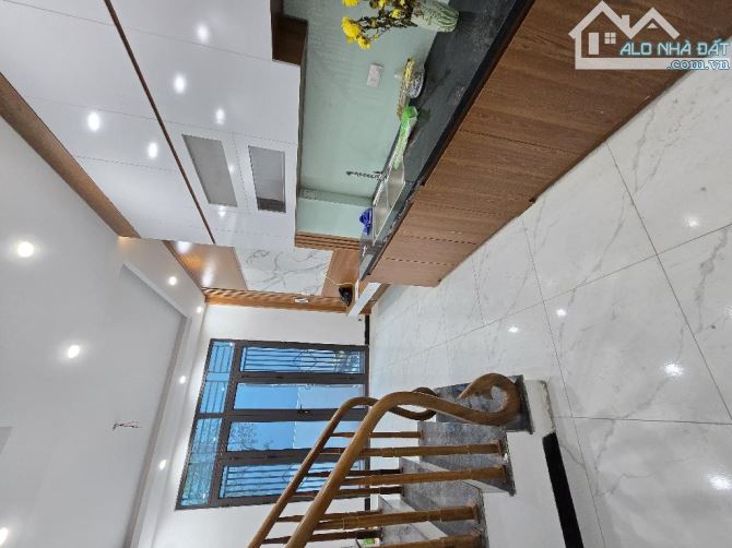 Chính chủ cần bán nhà Huỳnh Cung hàng xóm Linh Đàm 3 bước ra oto tải tránh 5.1 tỷ‼️ - 2