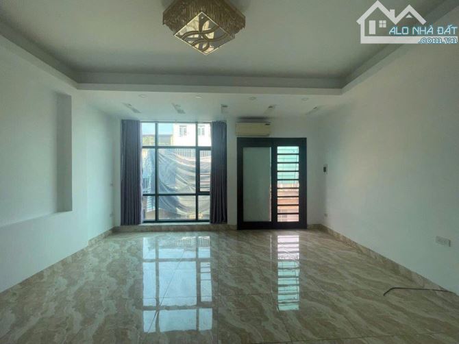 NHÀ ĐẸP NGHĨA TÂN 10,9 TỶ 30m 6 TẦNG MT 5,5m TRUNG TÂM CẦU GIẤY NGÕ THÔNG KINH DOANH - 3