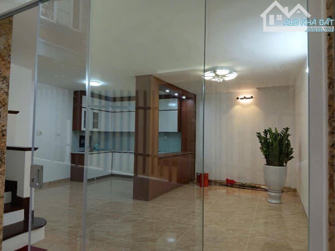 💎 BÁN NHÀ LÔ GÓC TRẦN CUNG – HOÀNG QUỐC VIỆT, CẦU GIẤY – 40M2, 5T 💎CỰC GẦN PHỐ - 3