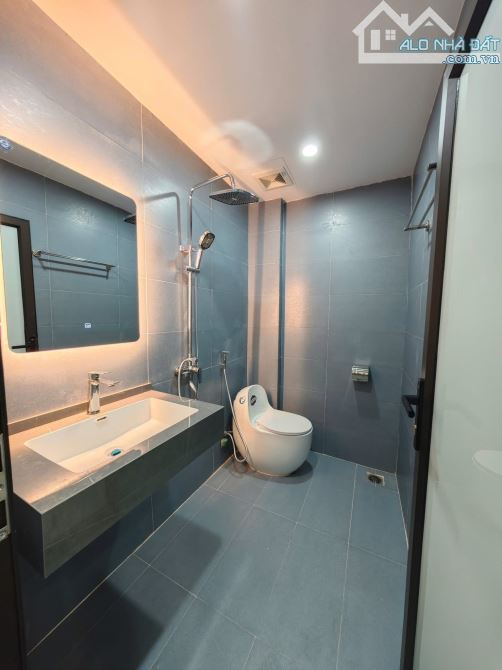 Trần Khát Chân - Nhà mới coong, thang máy - 46m*5T - 10.8 Tỷ - Giá tốt - 3