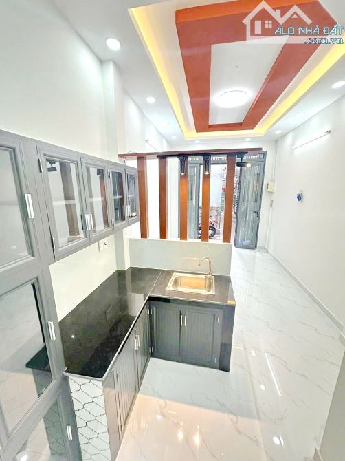 Bán nhà nhỏ 2 lầu hẻm Âu Dương Lân Phường 3 Quận 8 - 3
