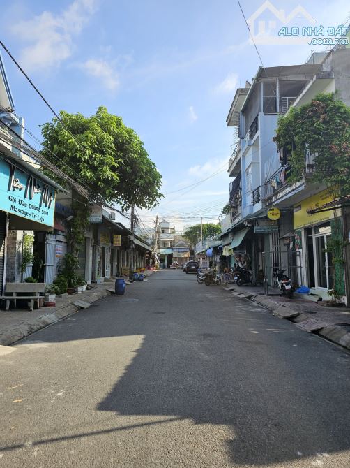 4Tỷ500__152m2(5x30,4)__gần KCN VSip1__Dãy trọ KDC 434__cách đường Nguyễn Du chỉ 200m - 3
