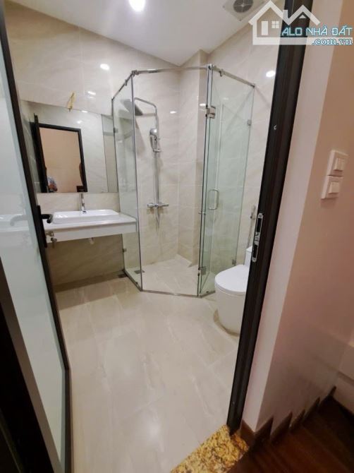 Bán nhà đẹp Đội Cấn, ngõ ô tô, đang cho thuê 20 triệu/tháng - 3