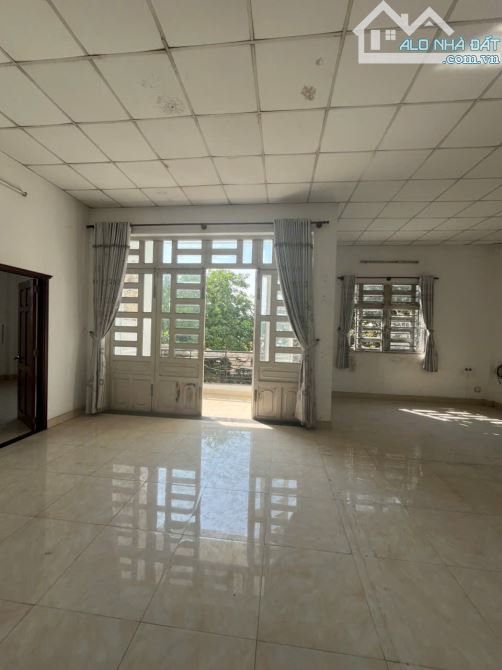 "BÁN BIỆT THỰ VƯỜN 2 TẦNG – ĐƯỜNG HUỲNH THỊ MÀI (GIÁP DƯƠNG CÔNG KHI).TÂN.HIỆP HÓC MÔN – 5 - 3
