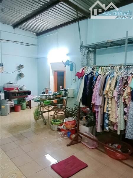 2 CĂN NHÀ 7,6X27 NGAY THỊ TRẤN HÓC MÔN QUANG TRUNG TÔ KÍ GIÁ RẺ CÓ DÒNG TIỀN - 3