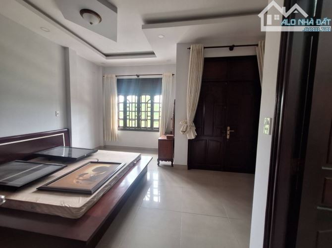 Hẻm Xe Hơi 6m - Đỗ Xuân Hợp - Phước Long B - Quận 9 - Nhà 3 Tầng - 60m2 - 3