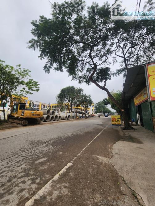 ✅✅ LÔ GÓC KINH DOANH VỈA HÈ- ĐỐI DIỆN LÀ TRƯỜNG HỌC KHU ĐẤU GIÁ- ĐƯỜNG 3 XE CONTENER TRÁNH - 3